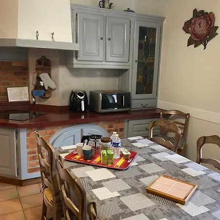 De Charme Avec Et Cheminee, Pres Du Mans, 7 Chambres, Wifi, En Bord De Foret De Vibraye - Fr-1-410-308 * Dollon