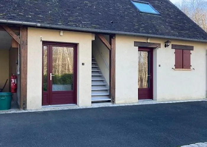 De Charme Avec Et Cheminee, Pres Du Mans, 7 Chambres, Wifi, En Bord De Foret De Vibraye - Fr-1-410-308 *
