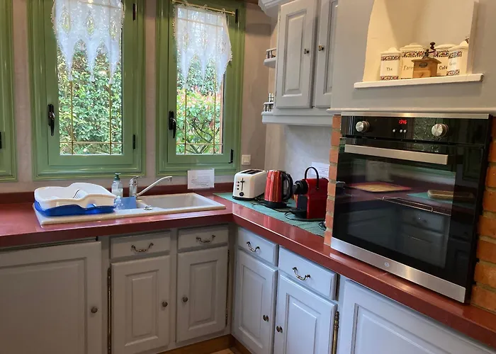 Semesterbostad De Charme Avec Et Cheminee, Pres Du Mans, 7 Chambres, Wifi, En Bord De Foret De Vibraye - Fr-1-410-308 Dollon