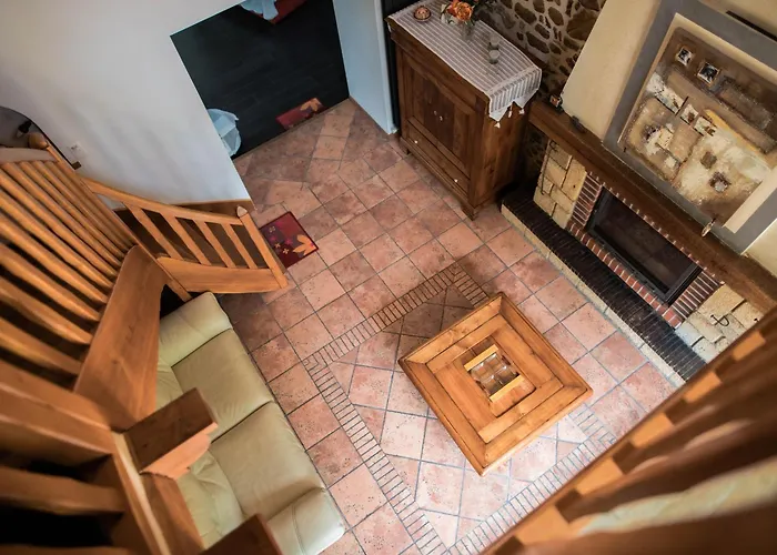 Semesterbostad De Charme Avec Et Cheminee, Pres Du Mans, 7 Chambres, Wifi, En Bord De Foret De Vibraye - Fr-1-410-308 Dollon