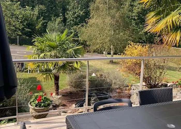 De Charme Avec Et Cheminee, Pres Du Mans, 7 Chambres, Wifi, En Bord De Foret De Vibraye - Fr-1-410-308 Semesterbostad *